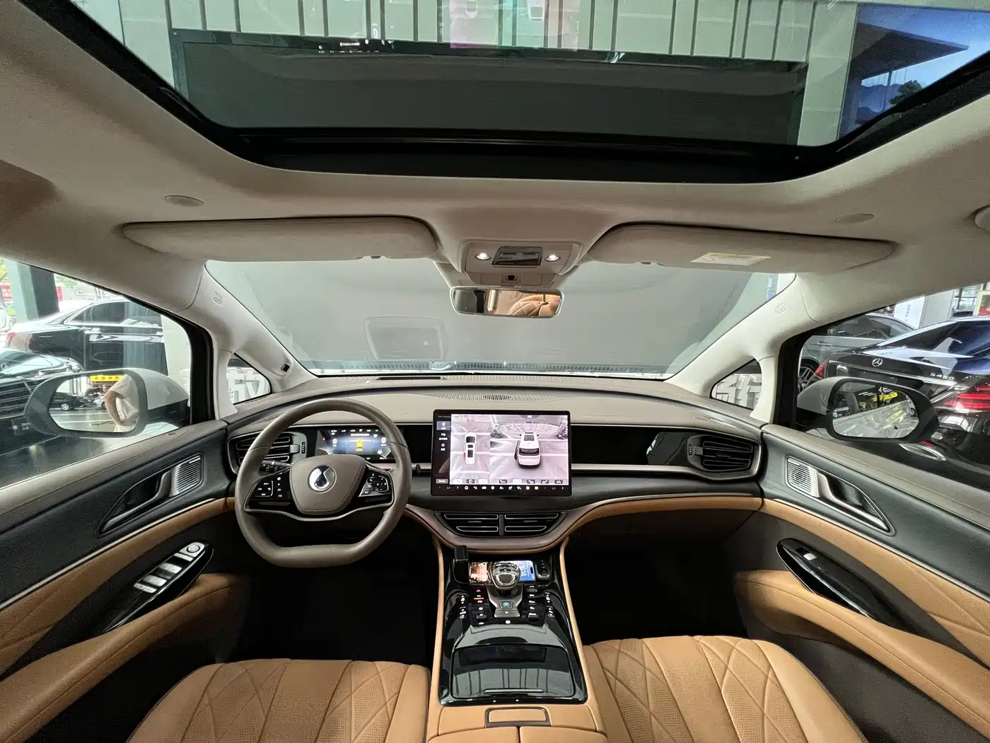 Denza D9 2022 DM-i 970 AWD Flagship фото 12