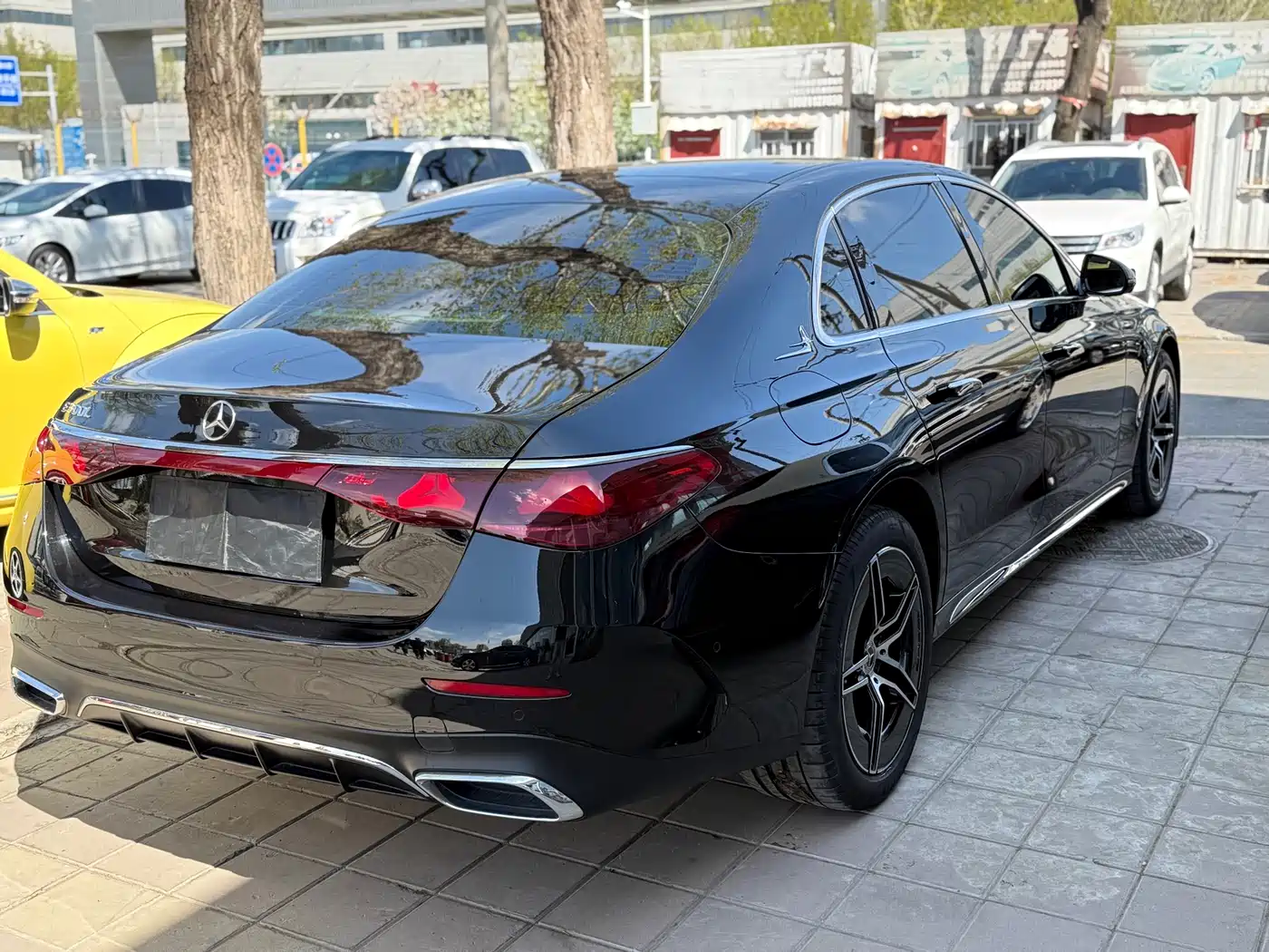 Mercedes-Benz E-Class 2024 Model E 300 L Luxury Sport фото 18