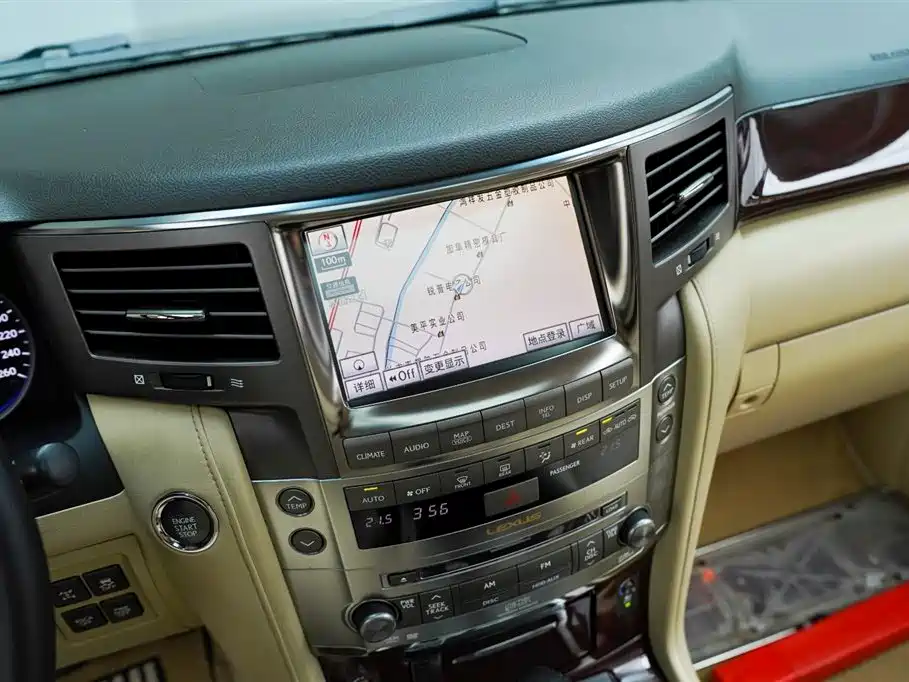 Lexus LX 2009 570 фото 9