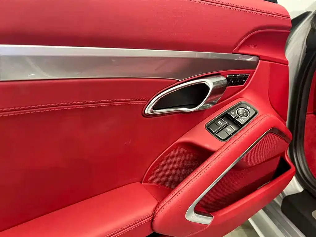 Porsche 718 2024
