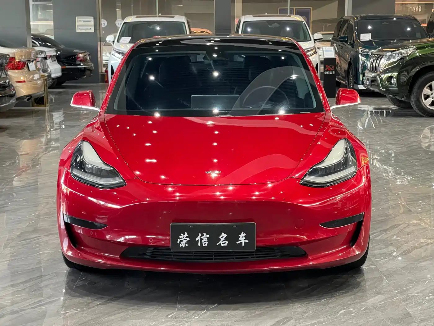 TESLA MODEL 3