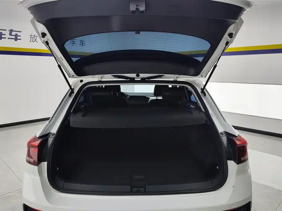 Volkswagen T-ROC 2019 230TSI DSG 2WD Progressive Version China VI фото 4