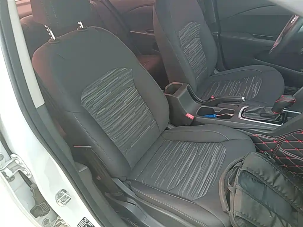 Chevrolet Cavalier 2016 1.5L Automatic Enjoyment Edition фото 25