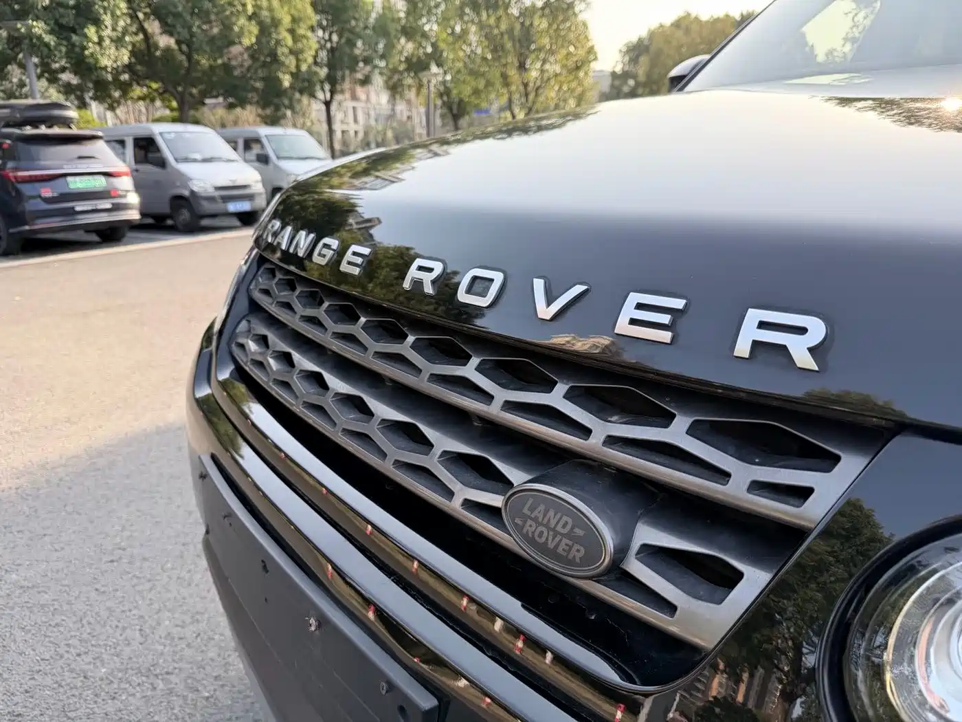 Land Rover Range Rover Sport 2016 Model 2.0 GTDi HSE фото 19