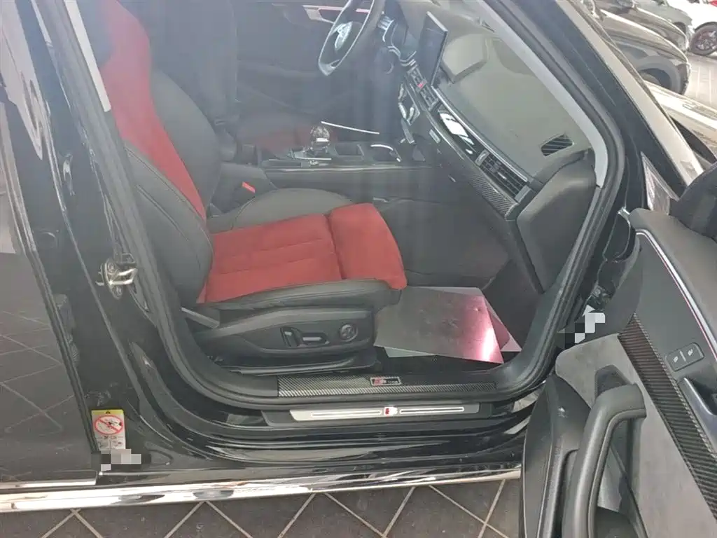 AUDI A4L