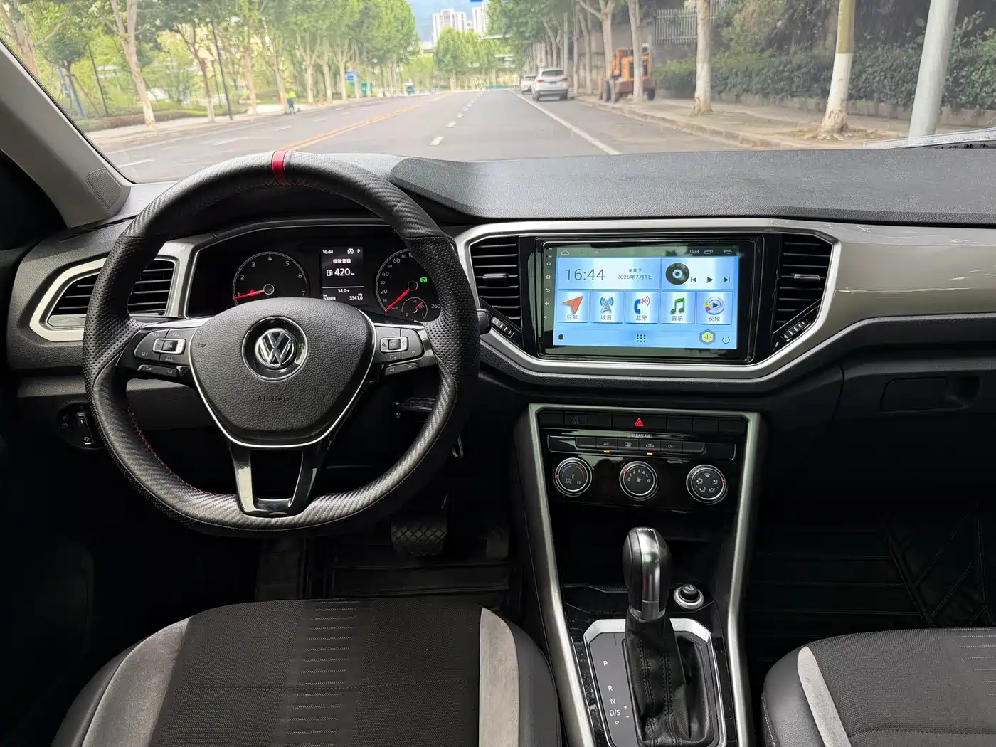 Volkswagen T-ROC 2018 2018 230TSI DSG 2WD Progressive China V
