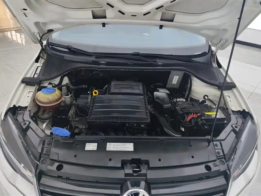 Volkswagen Jetta 2015 Value Edition 1.6L Manual Fashion фото 10
