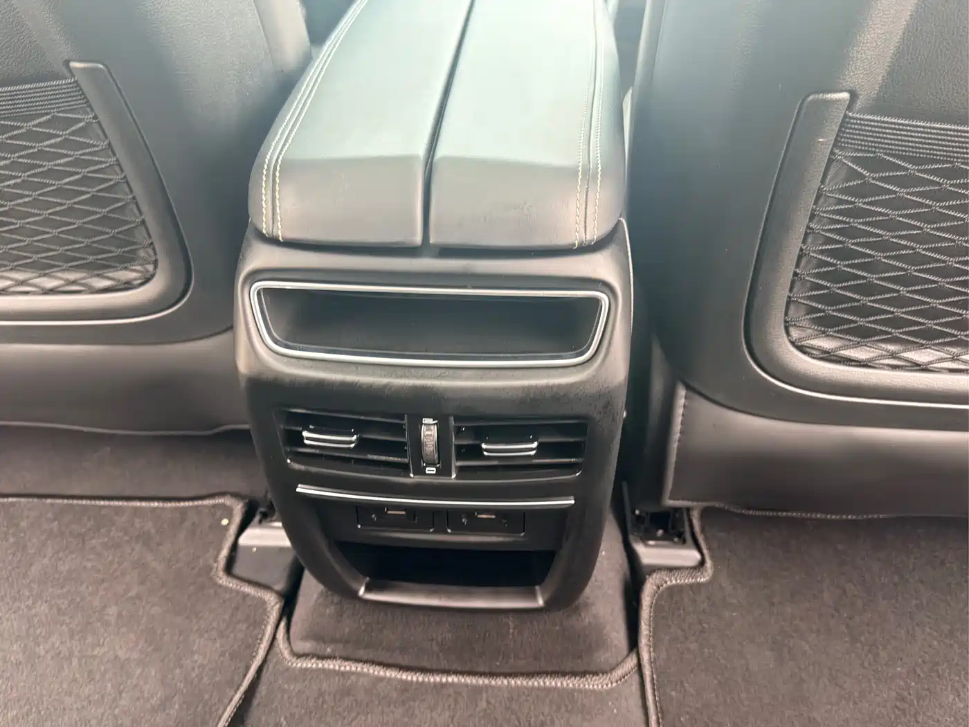 GEELY AUTOMOBILE BORUI