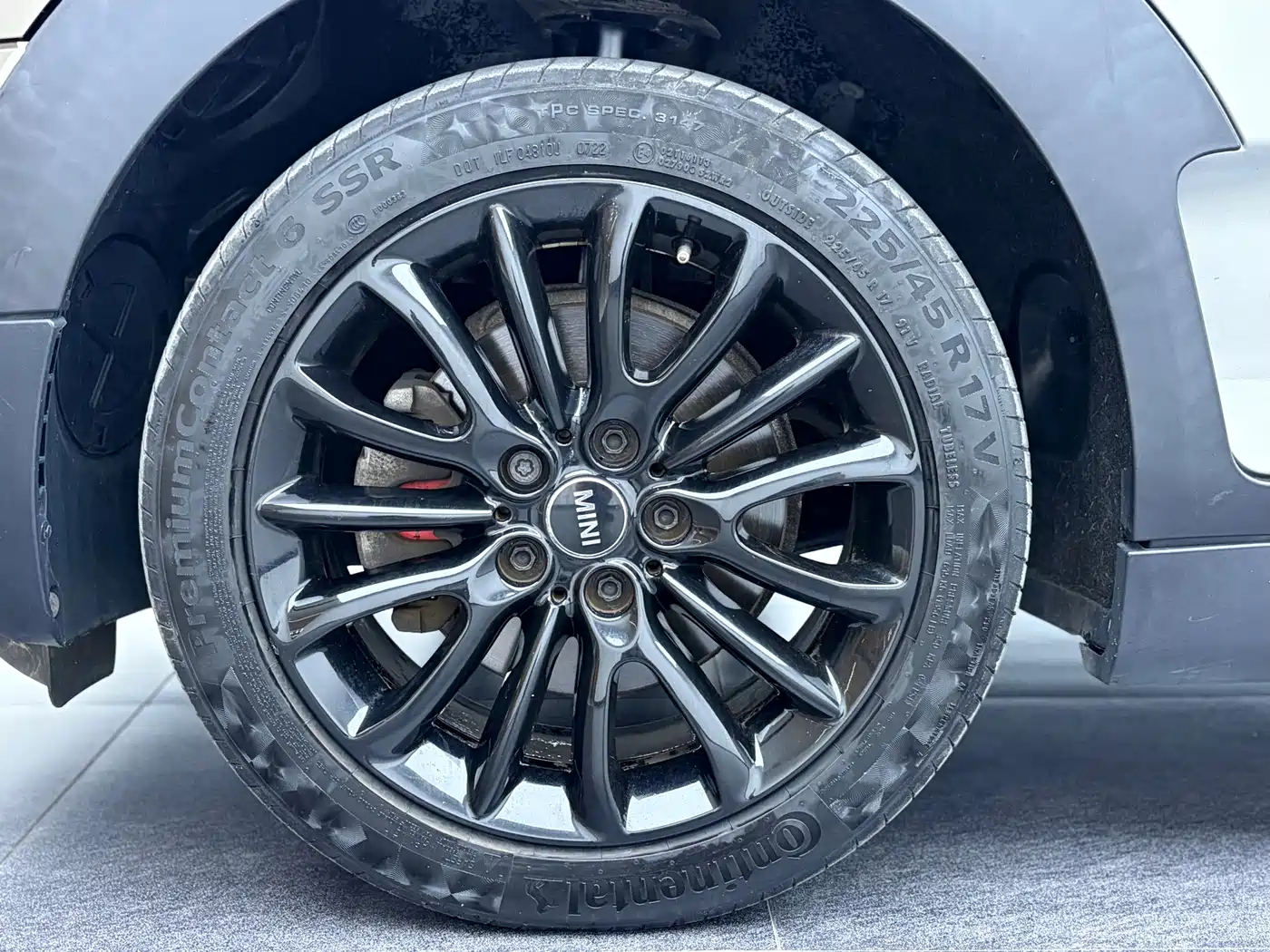 Фото 3 - MINI CLUBMAN