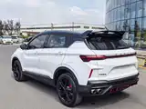 Фото 4 - Geely Coolray