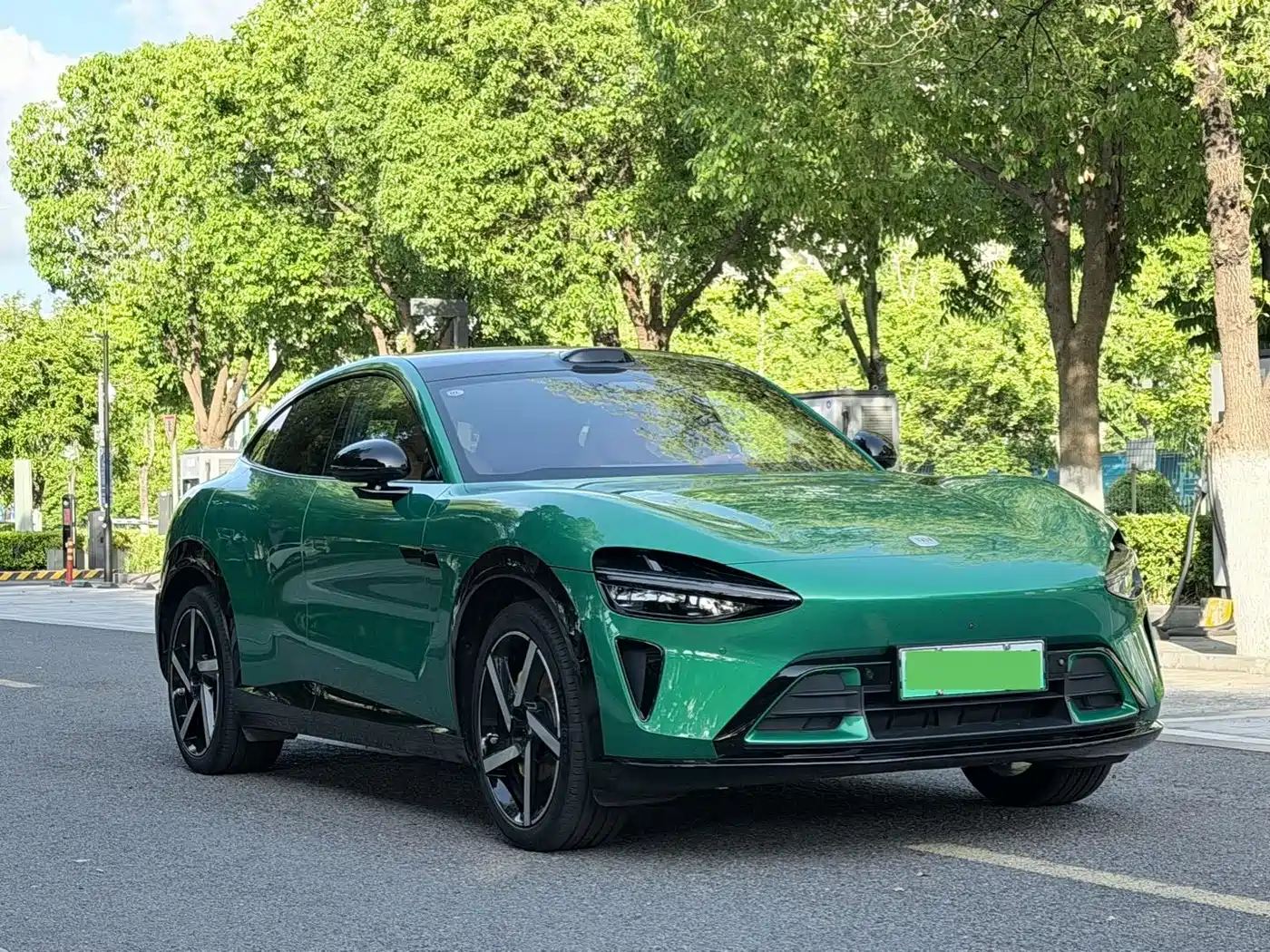Xiaomi Auto Xiaomi YU7 2025 Extended Range RWD Edition фото 3