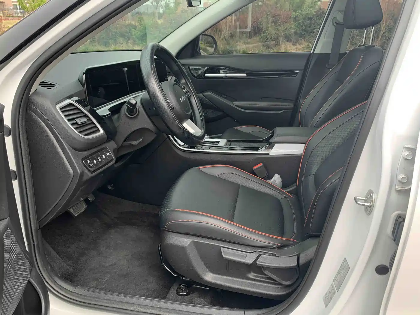 Kia Seltos 2023 1.5L CVT Luxury Edition фото 8