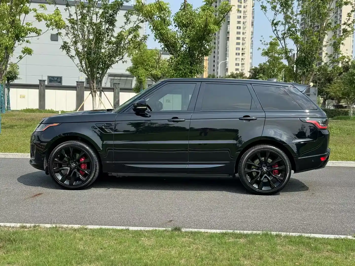 Фото 3 - Land Rover Range Rover Sport