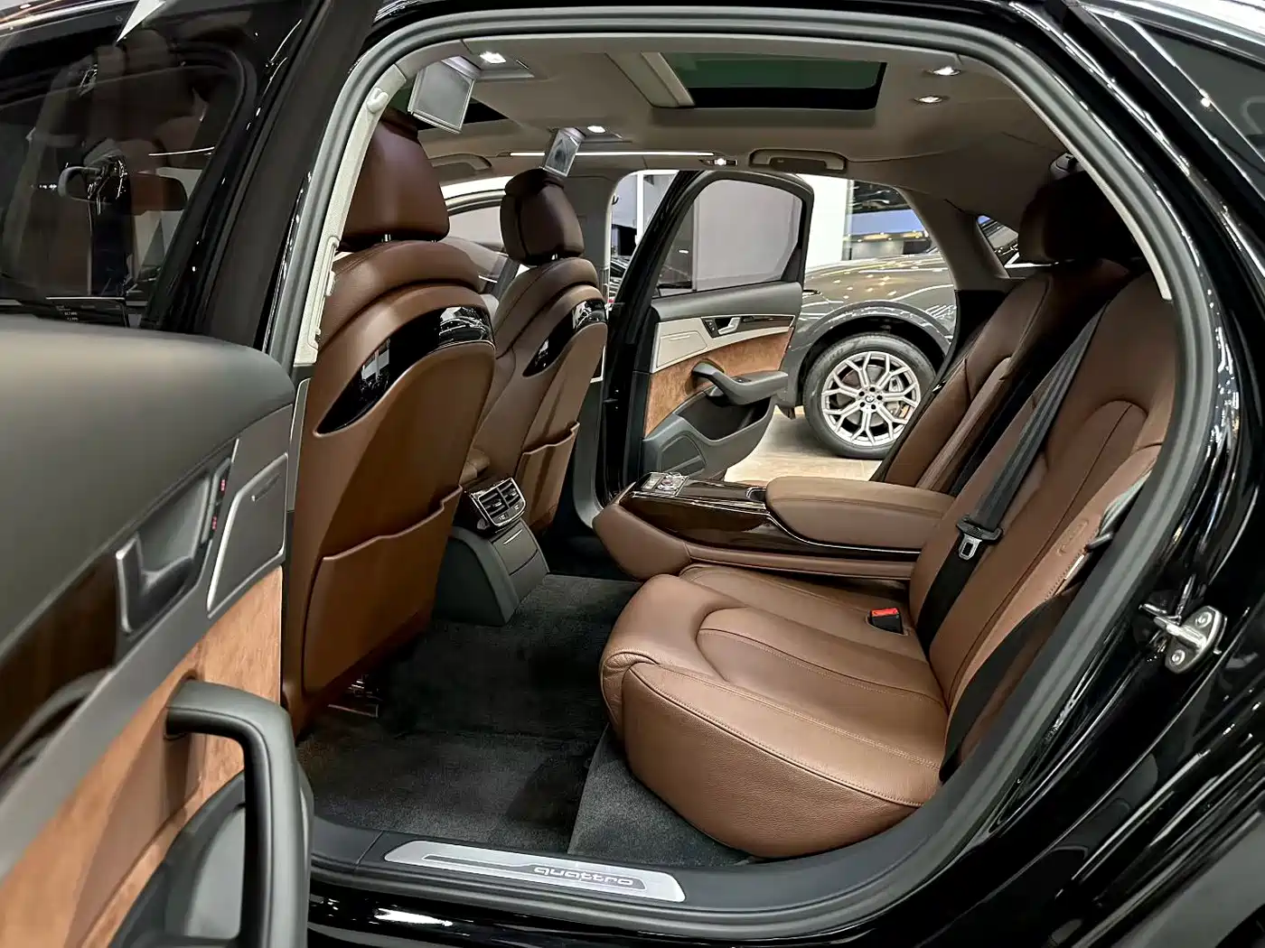 Audi A8 2016 A8L 45 TFSI quattro Comfort фото 7