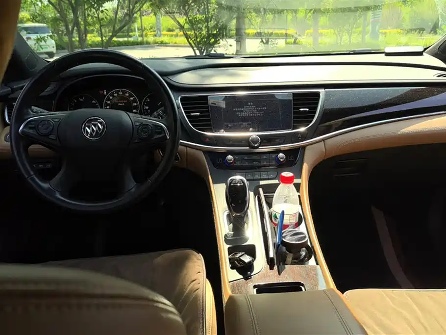 Buick LaCrosse 2018 Model 28T Luxury Edition фото 12