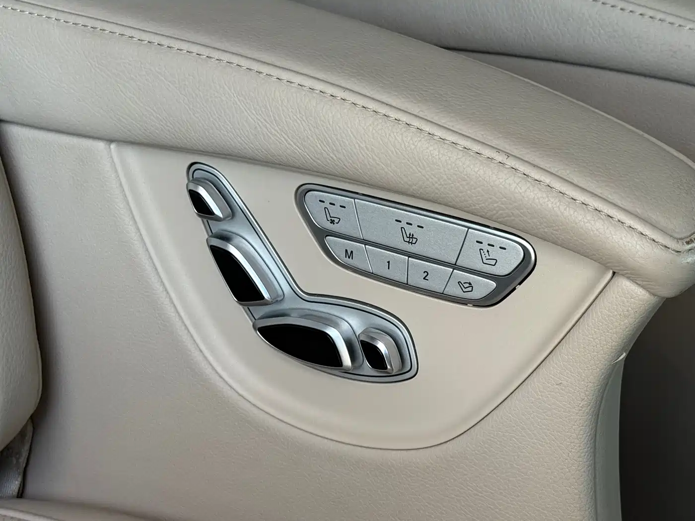 Mercedes-Benz V-Class 2016 V 260 Navigator фото 22