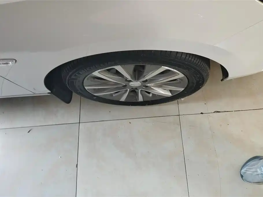 Buick GL6 2021 323T Mild Hybrid Connected Luxury фото 6
