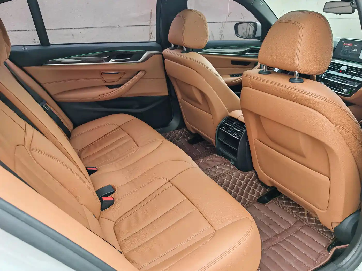 BMW 5 Series 2018 530Li xDrive M Sport Package фото 16
