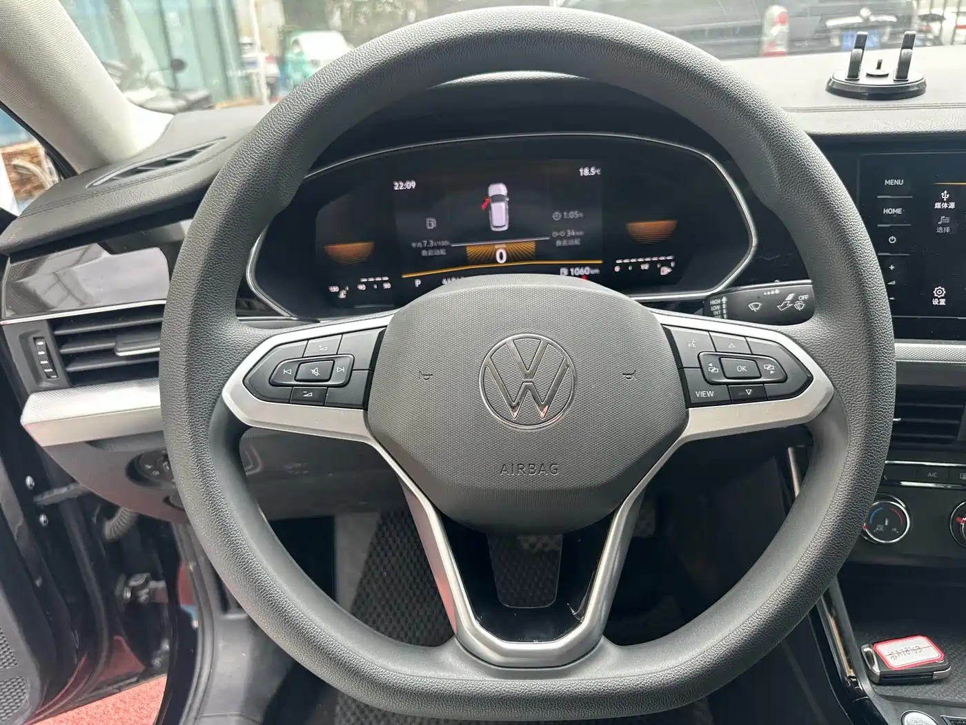 Volkswagen Passat 2025 Outstanding 280TSI Business Edition фото 9