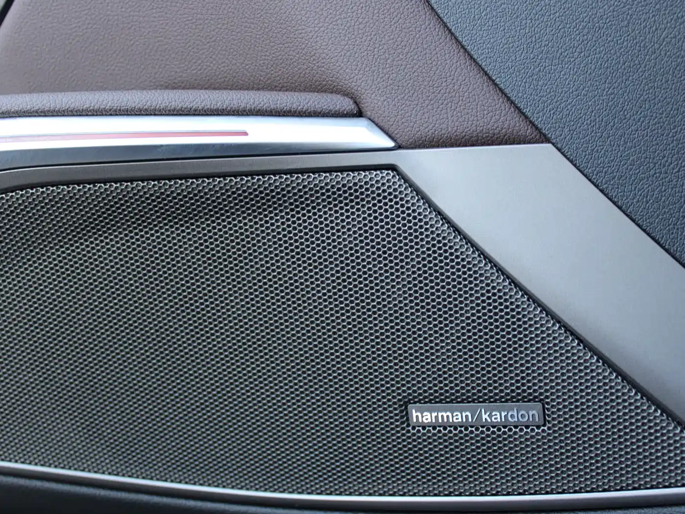 BMW 3 Series 2020 Facelift 325Li M Sport Night Edition фото 15