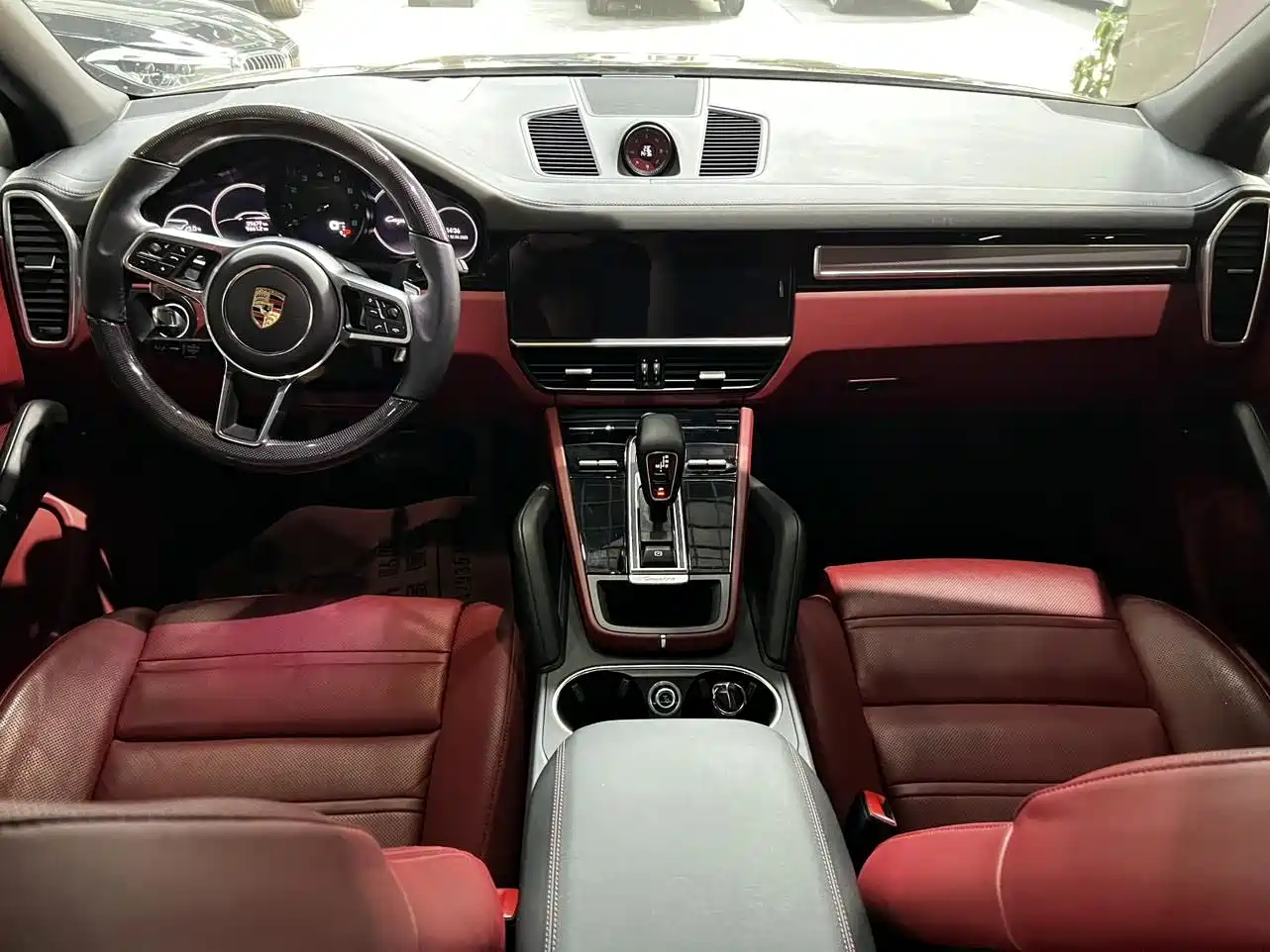 Porsche Cayenne 2023 Cayenne 3.0T Platinum Edition фото 4