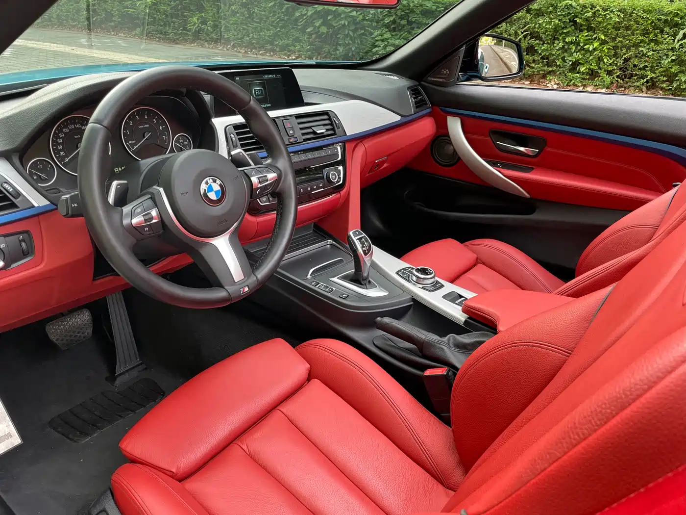 BMW 4 Series 2017 425i Convertible M Sport Package фото 6