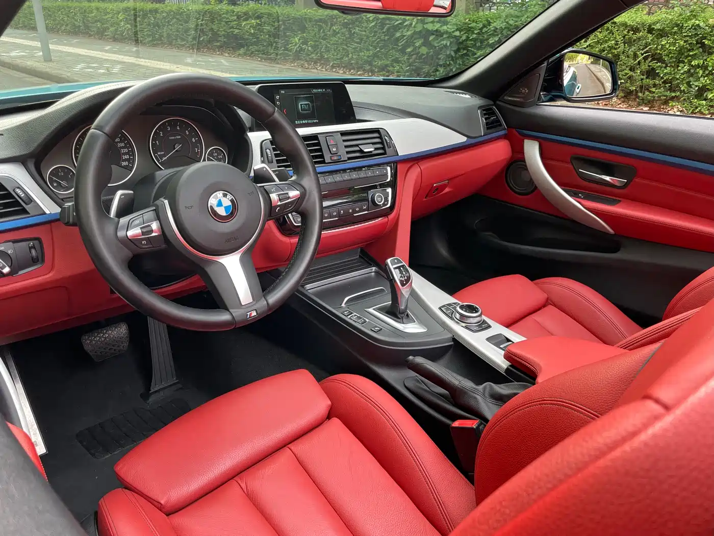 BMW 4 Series 2017 425i Convertible M Sport Package фото 8