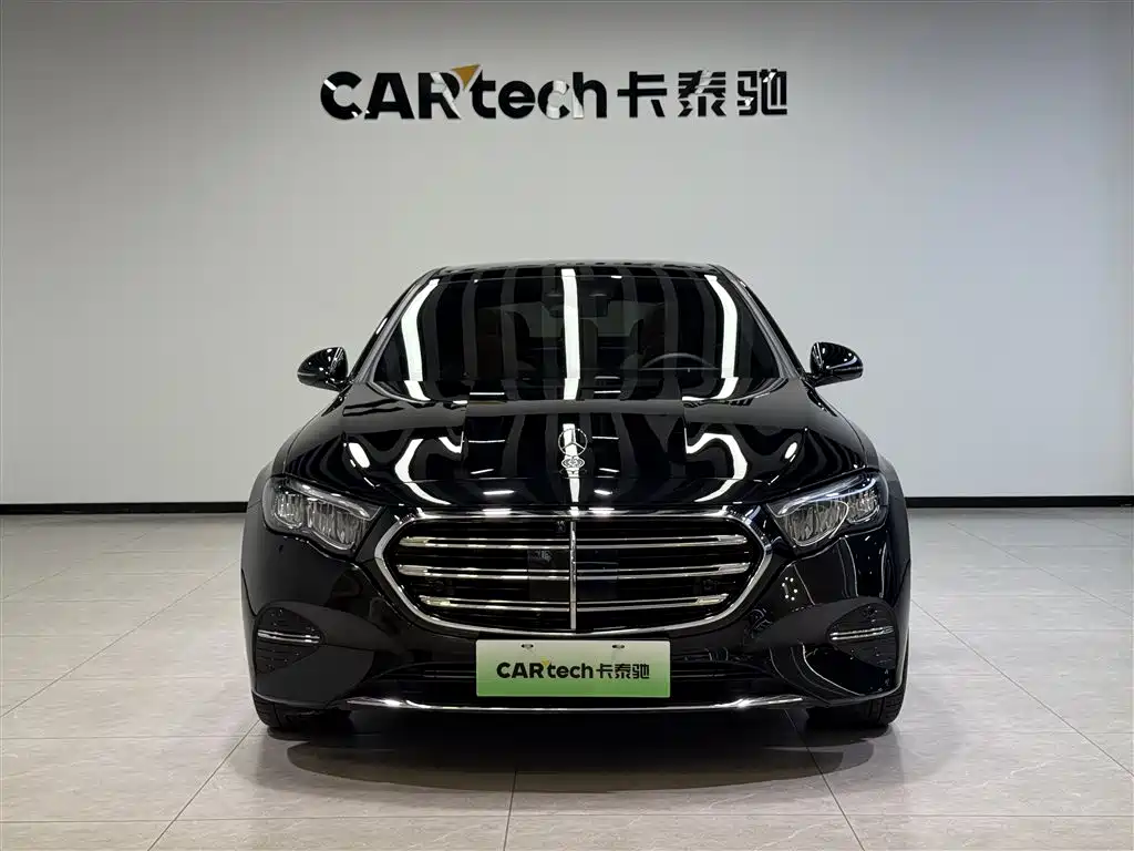 Mercedes-Benz E-Class New Energy 2024 E 350 e L Plug-in Hybrid Sedan фото 3