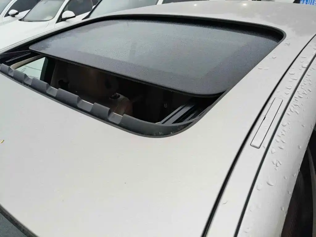 BMW 5 Series (Import) 2013 2014 520i Classic