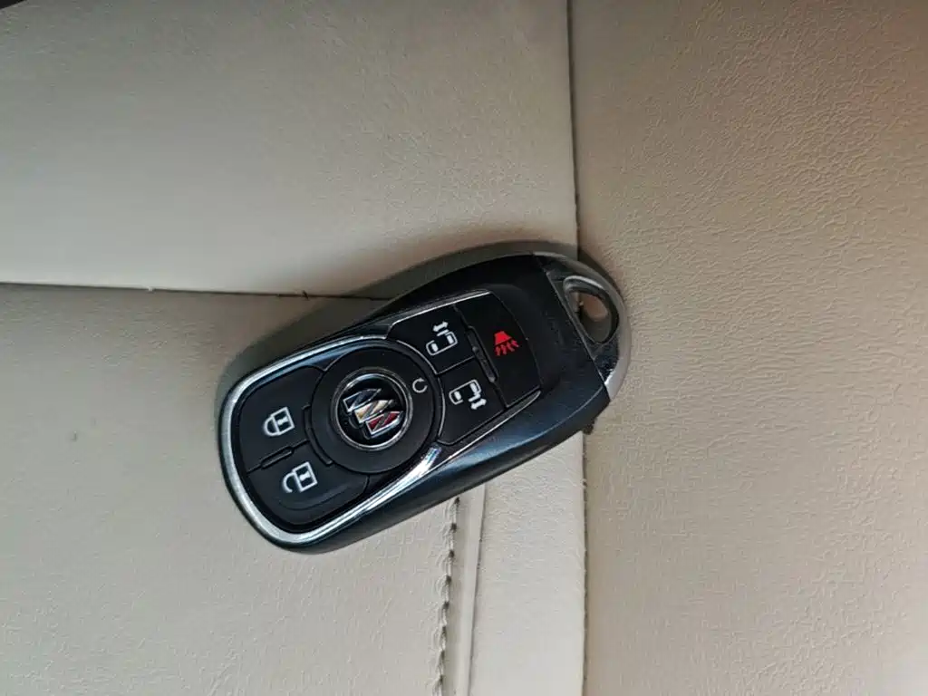 BUICK GL8