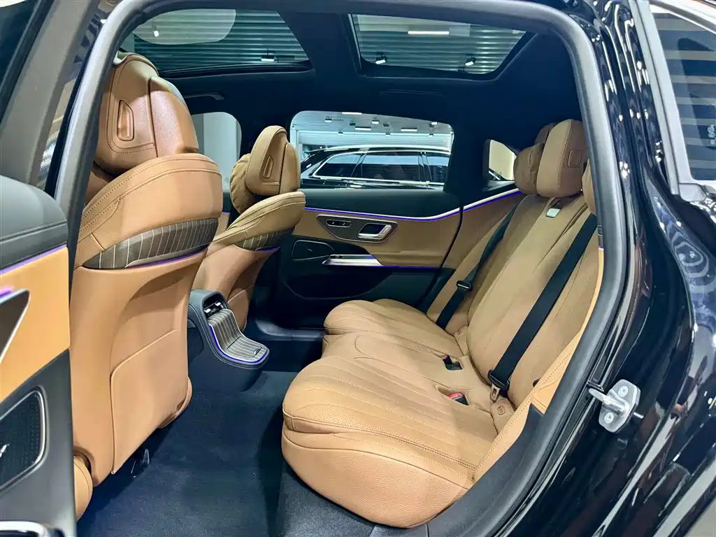 Mercedes-Benz E-Class New Energy 2024 E 350 e L Plug-in Hybrid Sedan фото 20