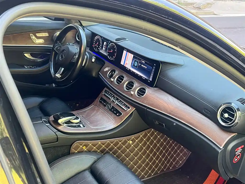Mercedes-Benz E-Class 2018 E 200 L фото 17