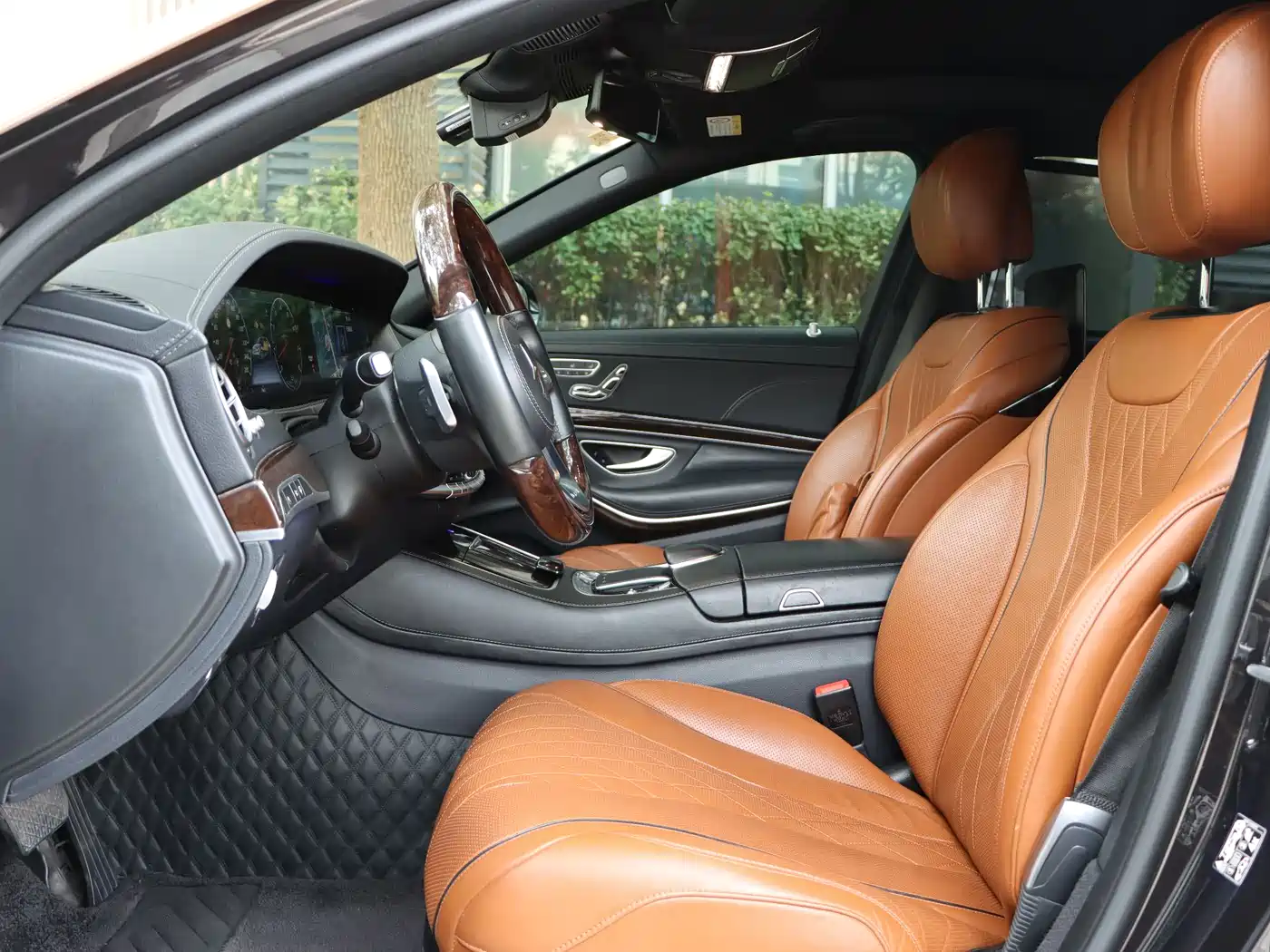 Mercedes-Benz Maybach S-Class 2020 S 450 4MATIC Collector's Edition фото 20