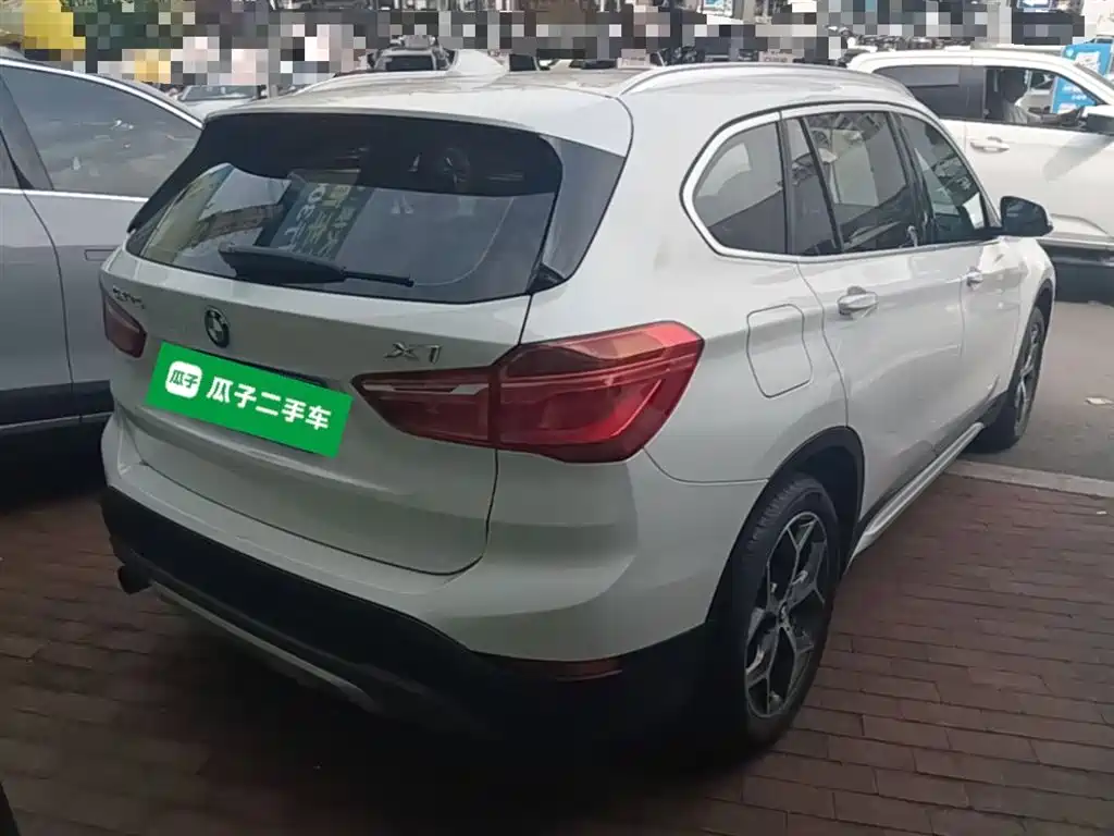 BMW X1 2016 sDrive18Li Luxury Model фото 7