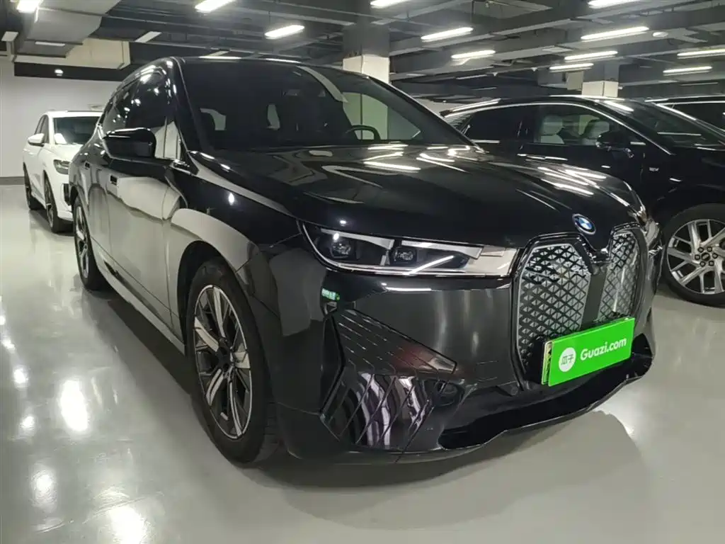 BMW iX 2023 Facelift xDrive40 фото 4
