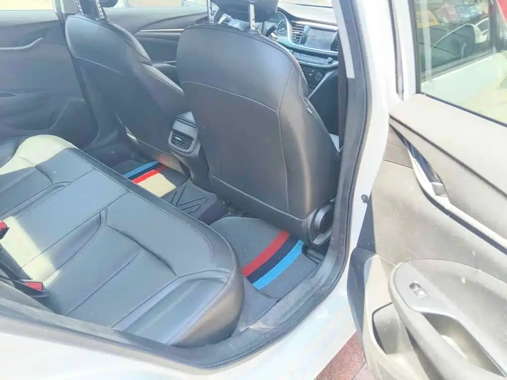 Фото 11 - Buick Excelle