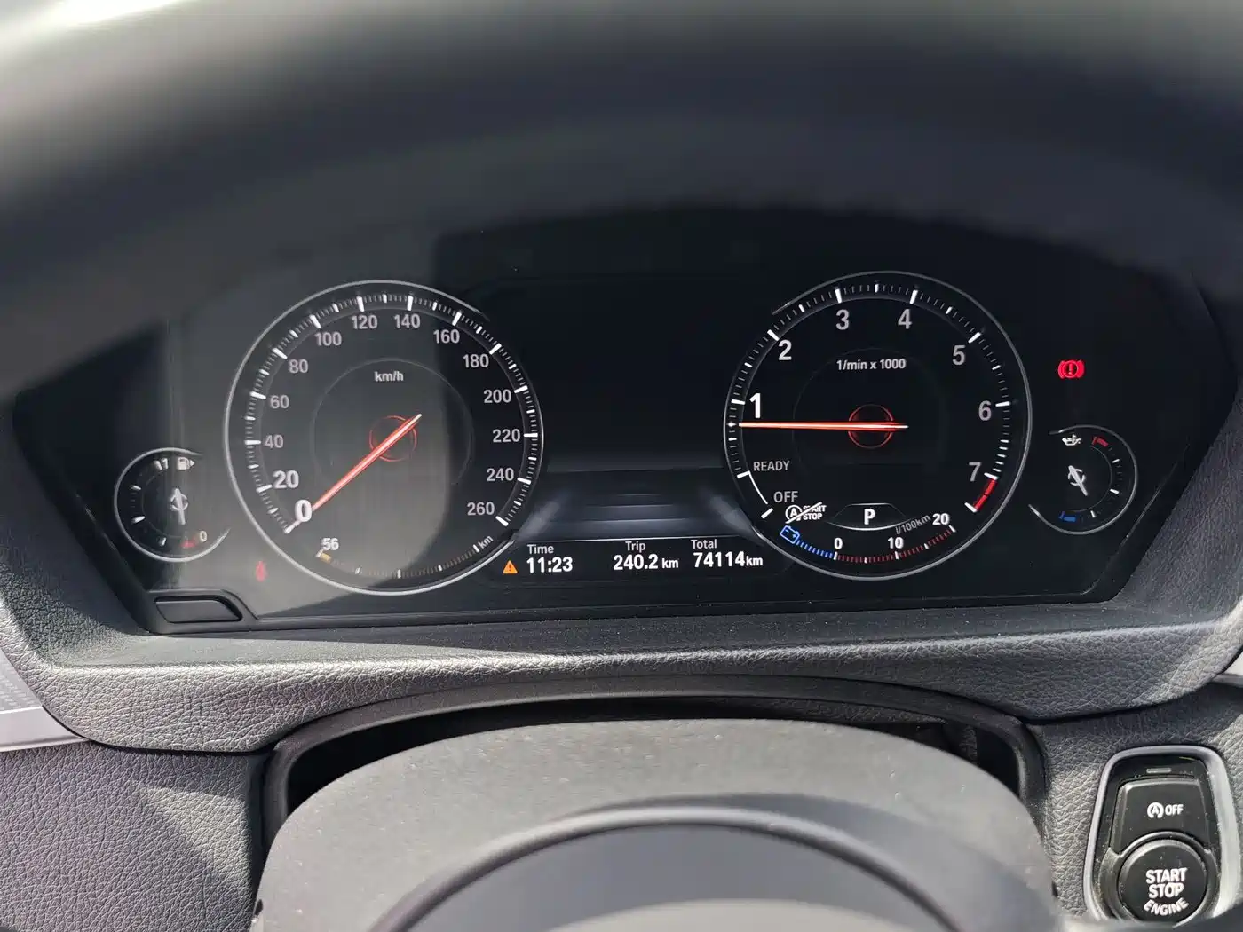 BMW 3 Series 2019 320i M Sport Black Night Edition фото 13