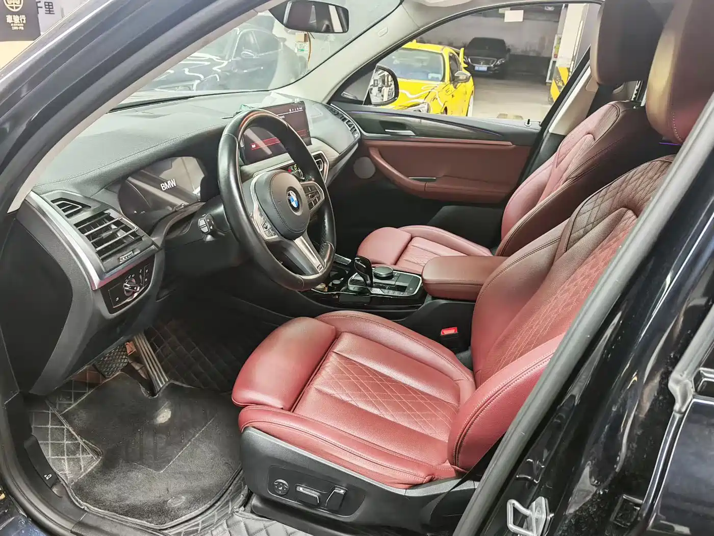BMW X3 2025 xDrive30L Leading Model M Sport Black Package фото 9