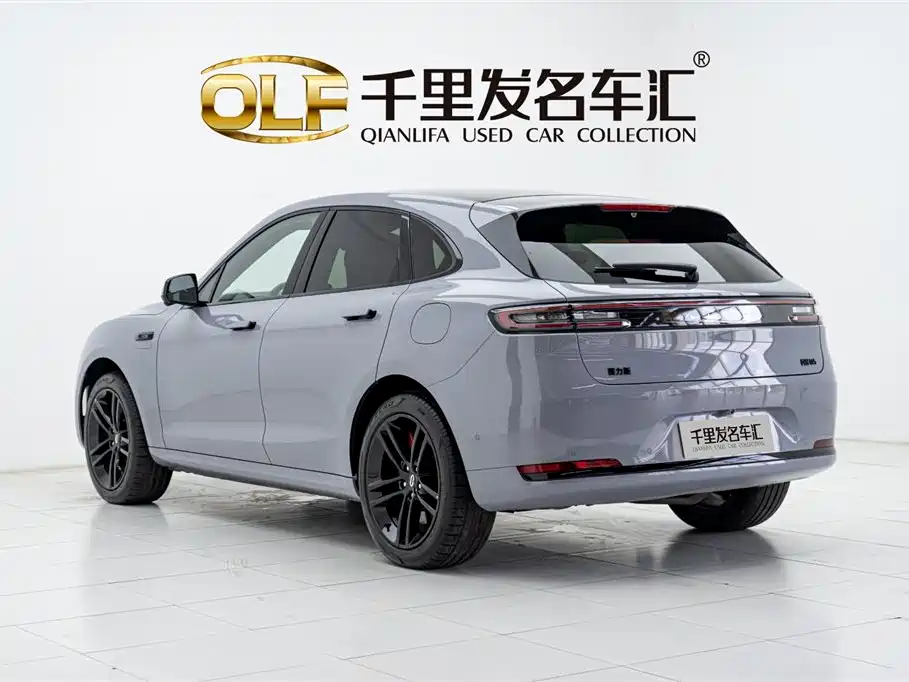 AITO Wenjie AITO M5 2025 Extended Range Ultra AWD фото 4