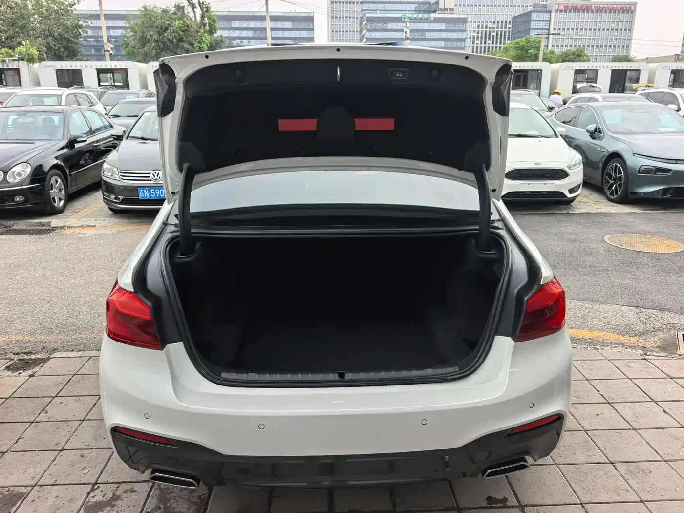 BMW 5 Series 2020 525Li M Sport Package фото 14