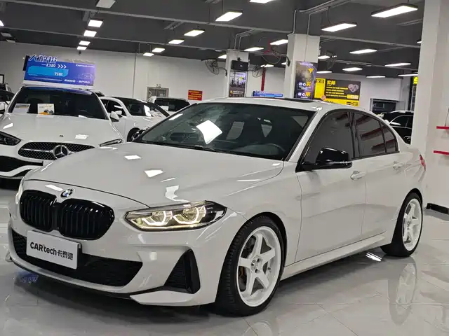 BMW 1 Series 2022 125i M Sport Shadow Edition