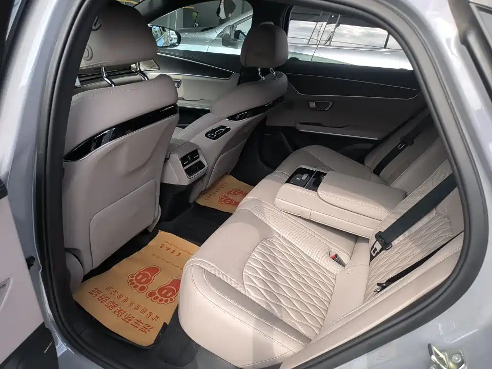 BYD Han 2025 DM-i 125KM LiDAR Smart Driving фото 6