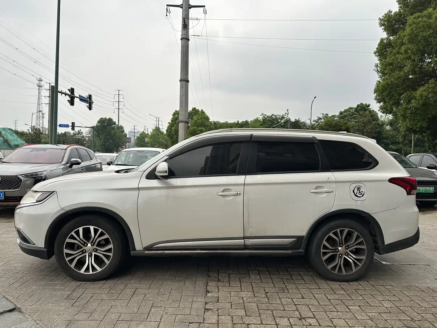 Mitsubishi Outlander 2018 2.0L 2WD Jiale Edition 7-seater фото 4