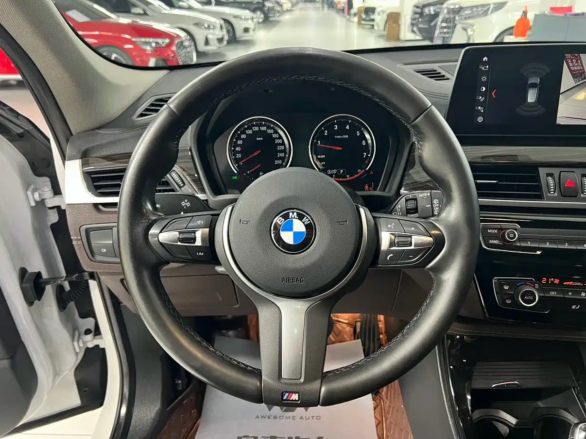 BMW X1 2022 xDrive25Li Premium фото 12