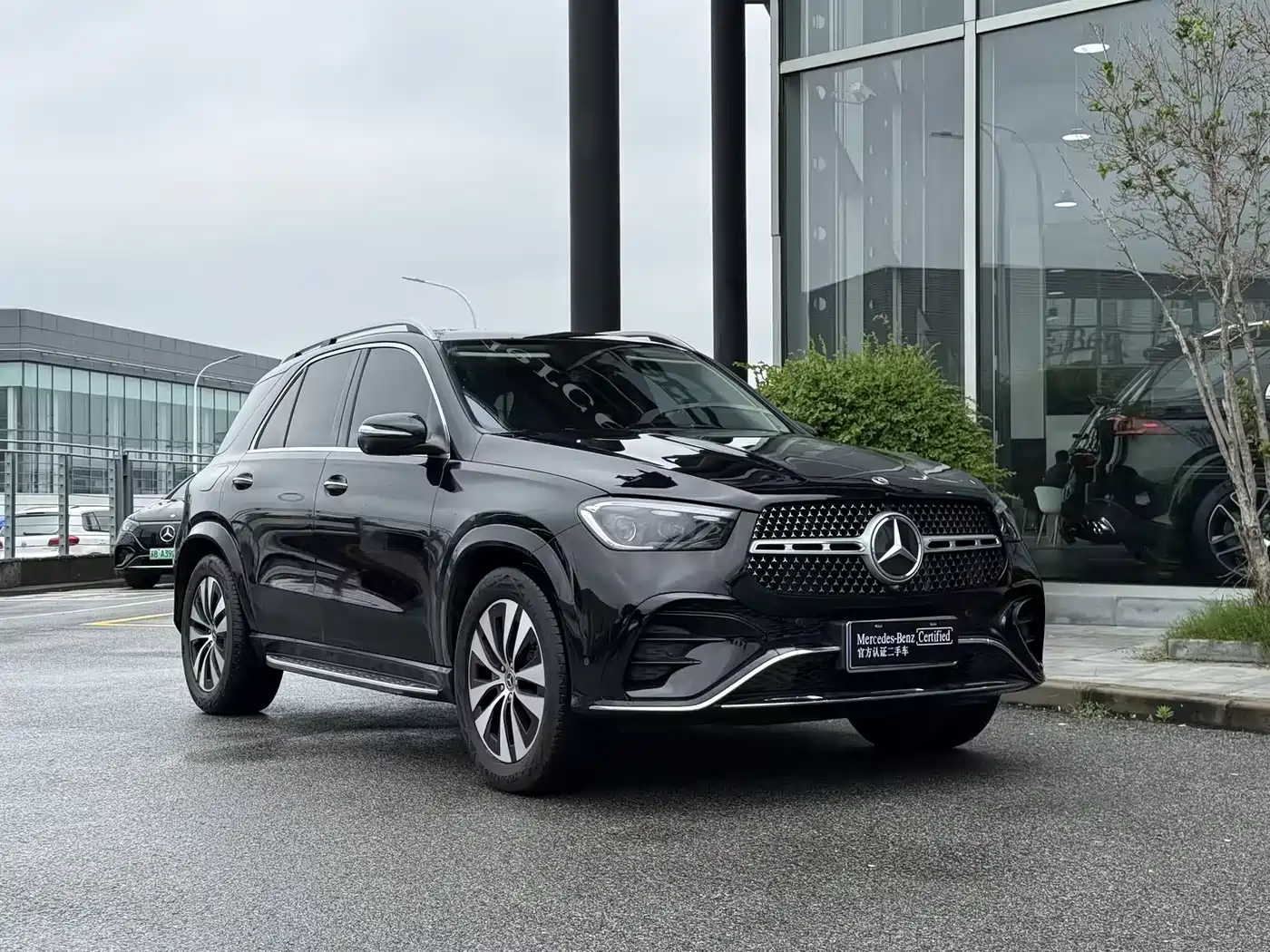 Mercedes-Benz GLE 2025 Facelift GLE 350 4MATIC Dynamic Model фото 3