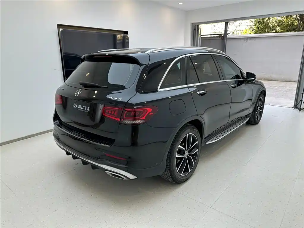 Mercedes-Benz GLC 2020 GLC 300 L 4MATIC Dynamic фото 4