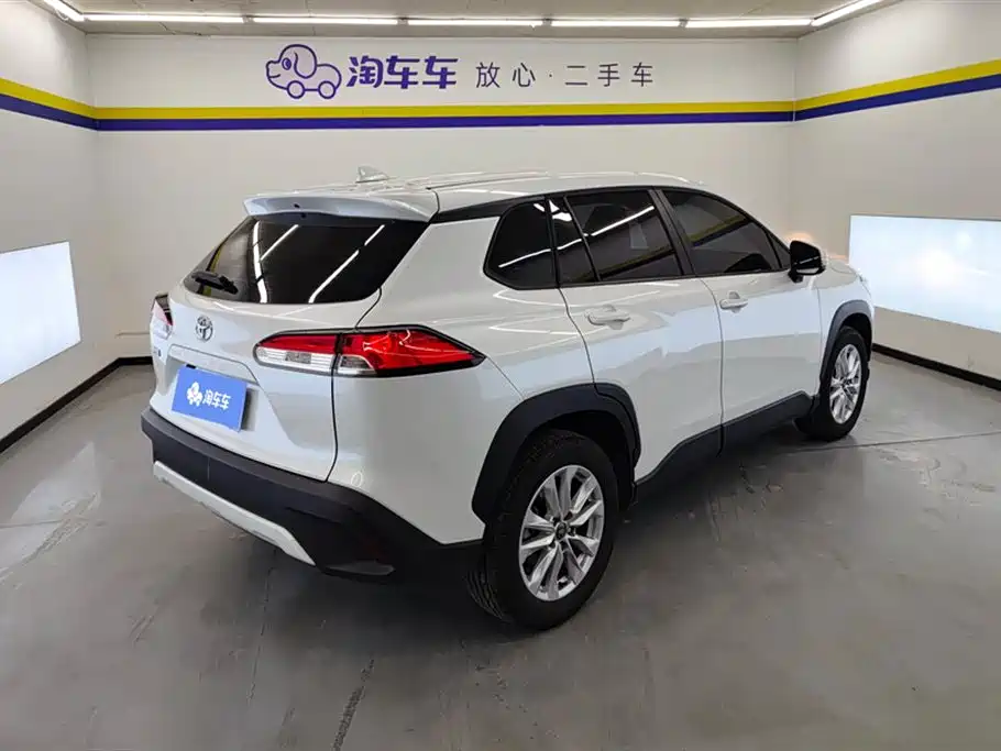 Toyota Corolla Cross 2024 2.0L Elite Edition фото 3