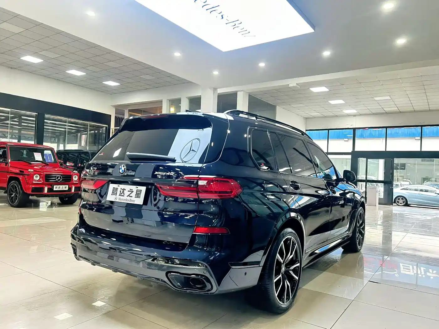 BMW X7 2019 xDrive40i Exclusive M Sport Package фото 8