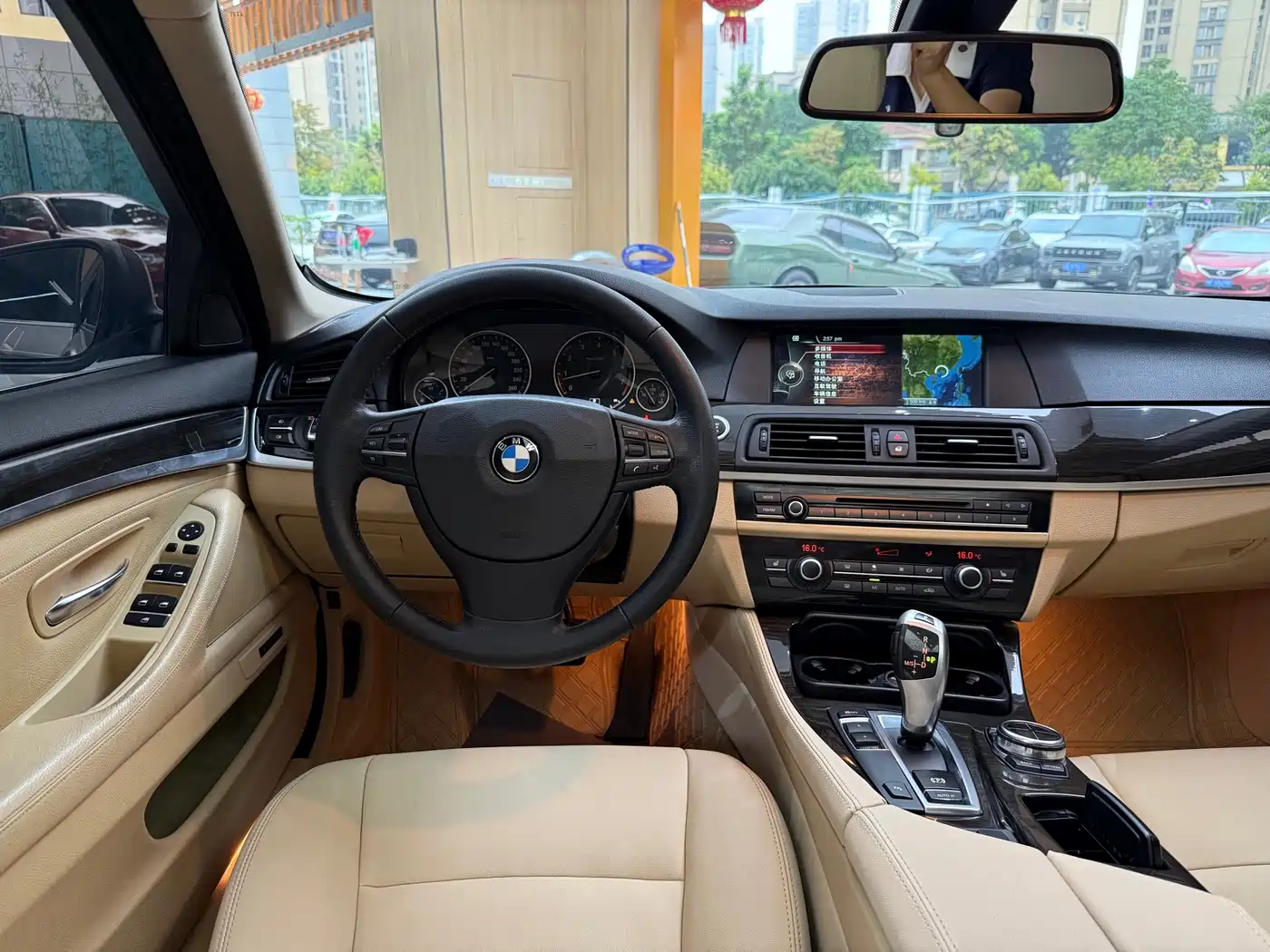 BMW 5 Series 2013 530Li Luxury фото 21