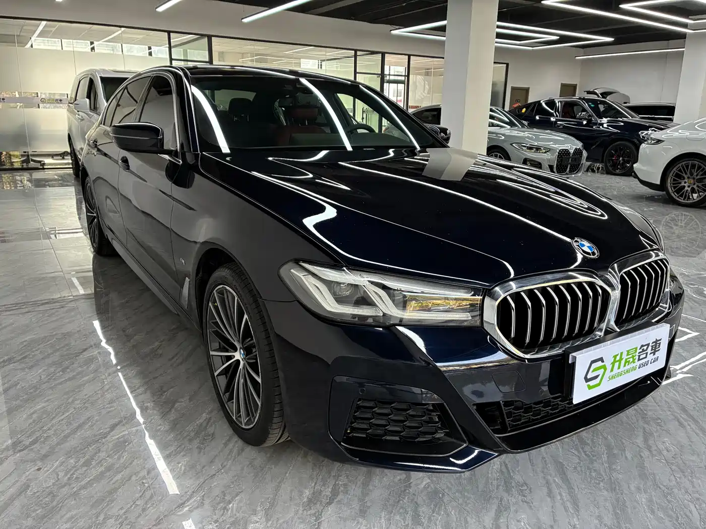 BMW 5 SERIES